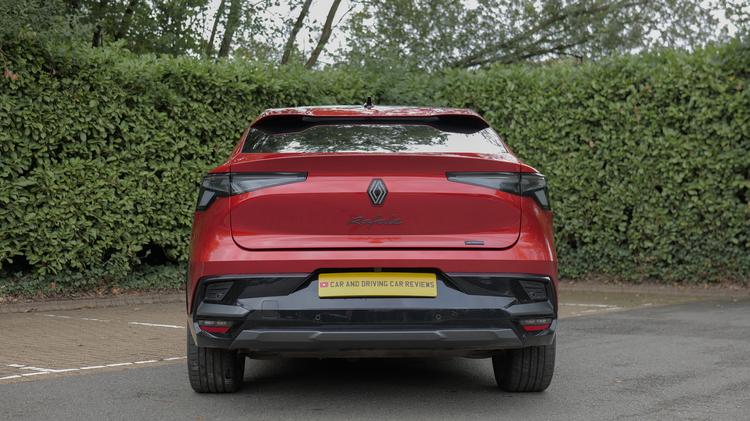 Renault RAFALE ESTATE E-Tech PHEV Techno Esprit Alpine AWD 5dr Auto